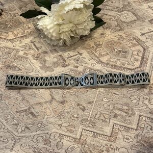 Ellany Equestrian Women’s Belt Grey Pattern 1.5 inch wide. Adjustable.